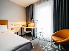 Zimmerbild 8