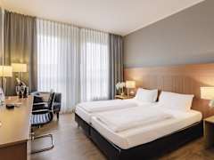 Zimmerbild 7