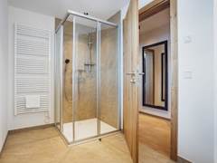 Zimmerbild 8