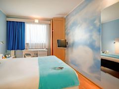 Zimmerbild 6