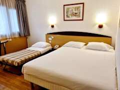 Zimmerbild 6