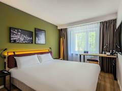 Zimmerbild 6
