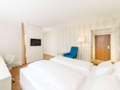 Zimmerbild 8