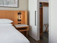 Zimmerbild 4
