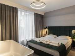 Zimmerbild 7