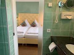 Zimmerbild 8