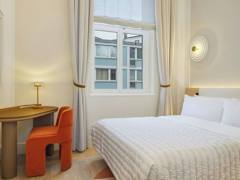 Zimmerbild 4