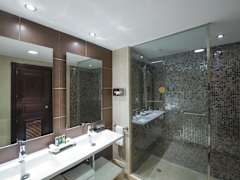 Zimmerbild 7