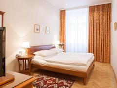 Zimmerbild 6