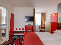 Zimmerbild 6