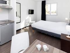 Zimmerbild 6