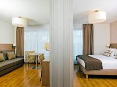 Zimmerbild 7
