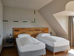 Zimmerbild 12