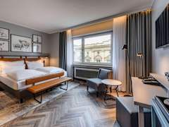 Zimmerbild 9