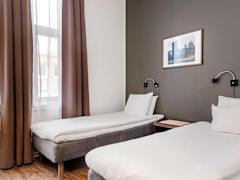 Zimmerbild 8