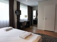 Zimmerbild 6