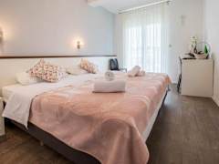 Zimmerbild 5