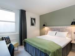 Zimmerbild 6