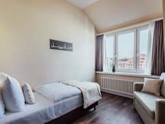 Zimmerbild 9