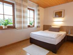 Zimmerbild 6