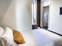 Zimmerbild 8
