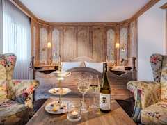 Zimmerbild 8
