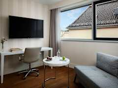 Zimmerbild 5
