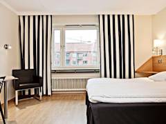 Zimmerbild 27