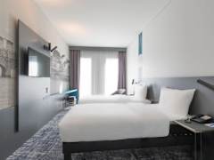 Zimmerbild 13
