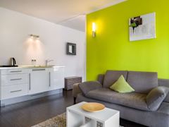 Zimmerbild 9