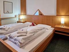 Zimmerbild 8
