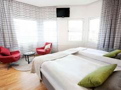 Zimmerbild 6