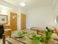 Zimmerbild 4