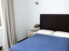 Zimmerbild 4