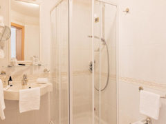 Zimmerbild 4
