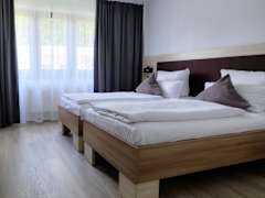 Zimmerbild 4