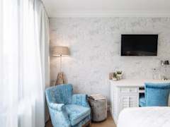 Zimmerbild 8