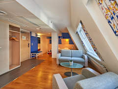 Zimmerbild 8