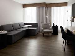 Zimmerbild 6