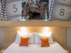 Zimmerbild 26
