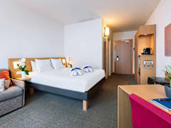 Zimmerbild 6
