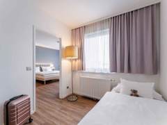 Zimmerbild 9