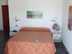 Zimmerbild 4
