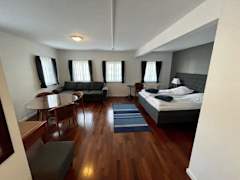 Zimmerbild 6