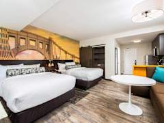 Zimmerbild 5