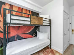 Zimmerbild 9