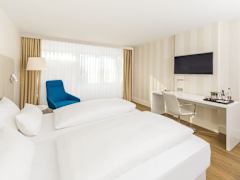 Zimmerbild 6