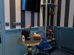 Zimmerbild 6