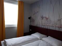 Zimmerbild 13