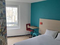 Zimmerbild 4